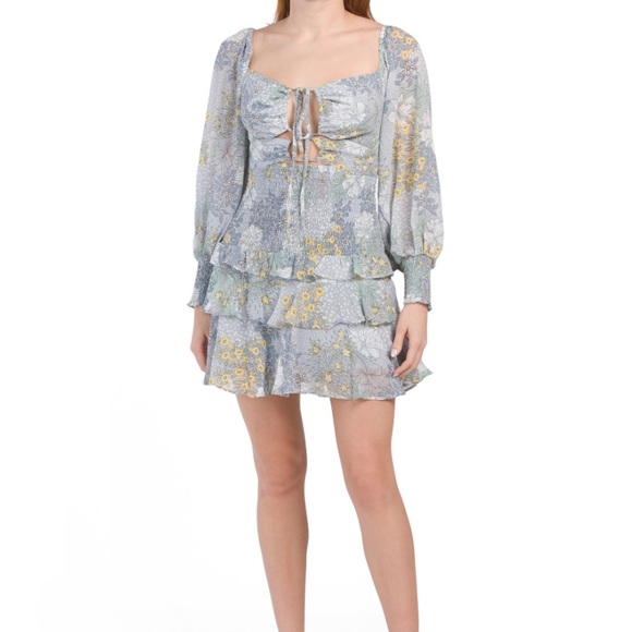 **NEW** ASTR Marietta Mini Dress Size Medium Blue Multi NWT - Picture 1 of 3